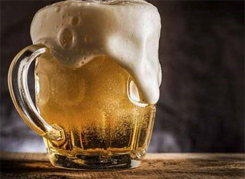 力加皇冠啤酒的酒精度数是多少？