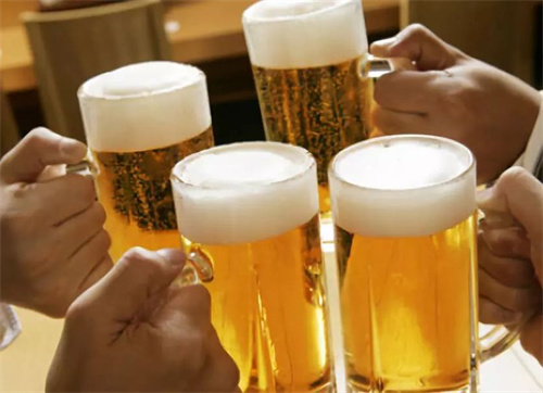青岛啤酒节啤酒价格表图「青岛啤酒节啤酒价格表」