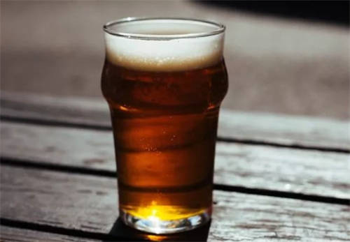 啤酒对肌肉和骨骼的影响(啤酒可增强骨密度)