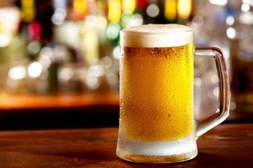 青岛啤酒畅销全国，你知道它的成功方法吗？
