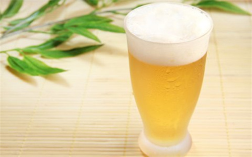 青岛啤酒价格一览,一瓶啤酒多少钱?