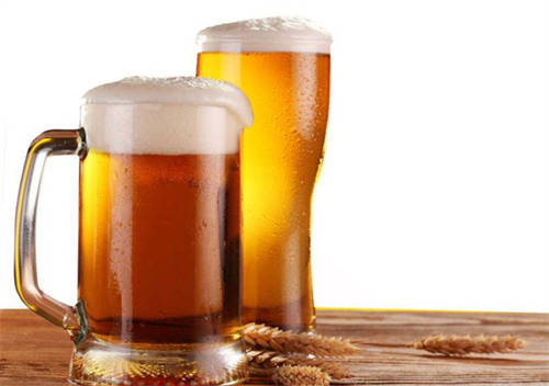 ktv專供啤酒價格多少錢一箱_ktv里面的啤酒價格多少