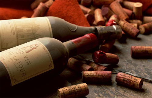 2012米内瓦干红葡萄酒（品鉴米内瓦干红葡萄酒的特色与口感）