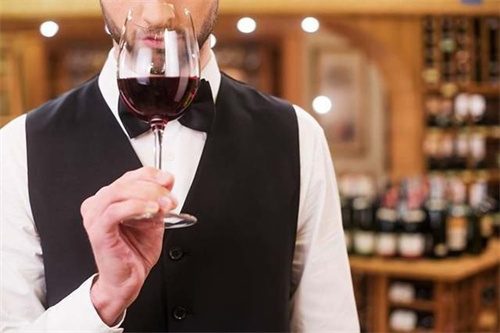 法国上梅多克12年红酒的品鉴与购买攻略